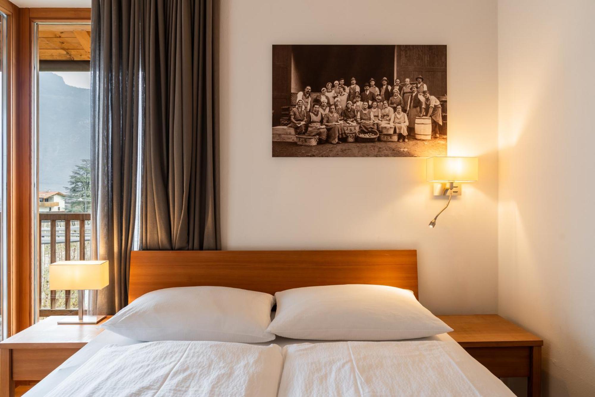 St. Ulrichhof Apartment Лана Екстериор снимка