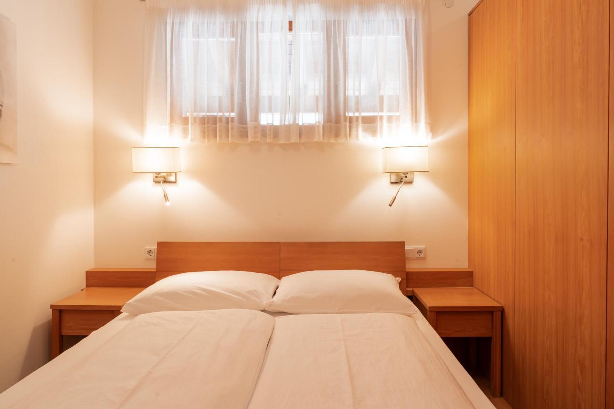 St. Ulrichhof Apartment Лана Екстериор снимка